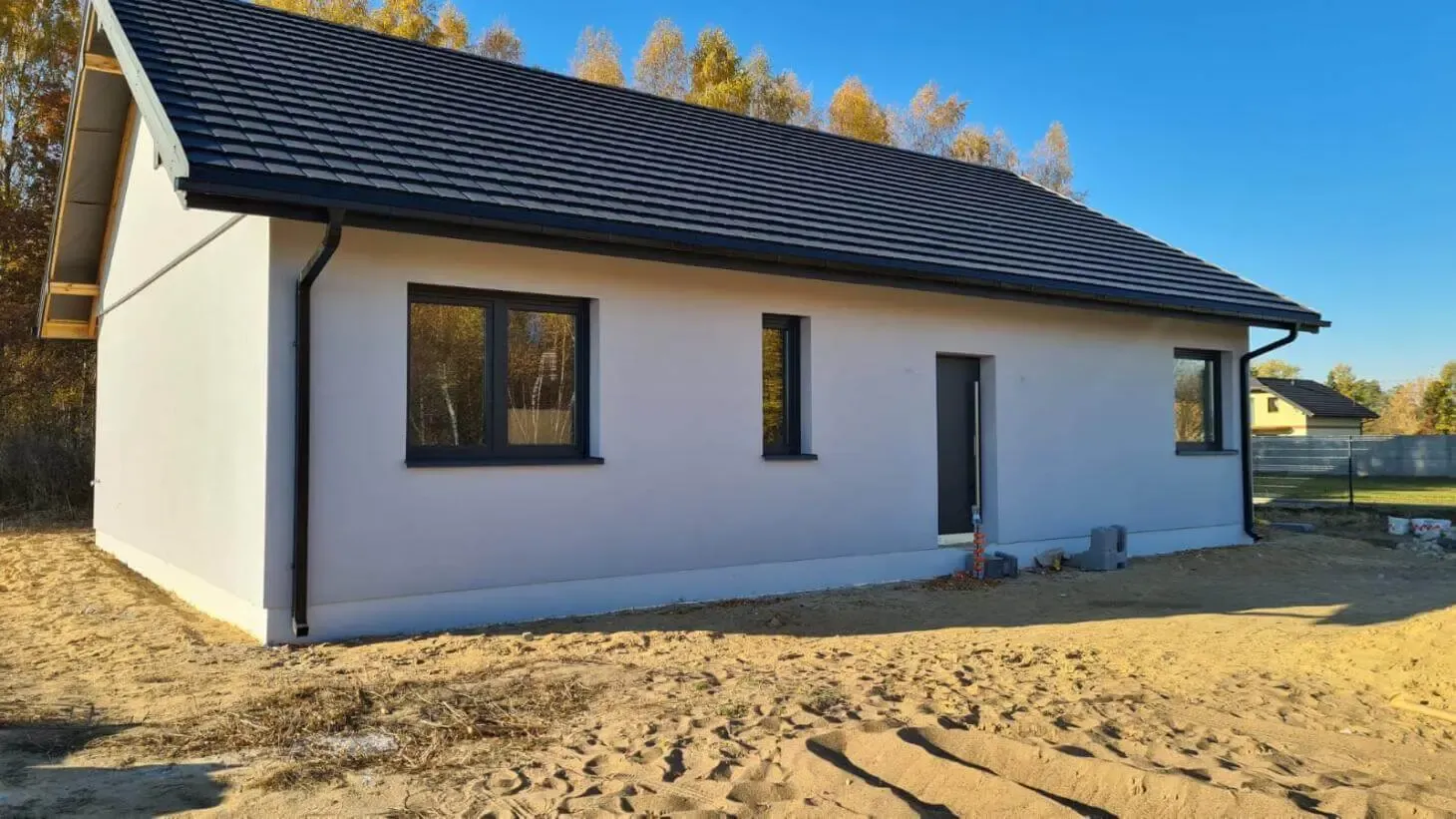 Czym jest stan surowy zamknięty?